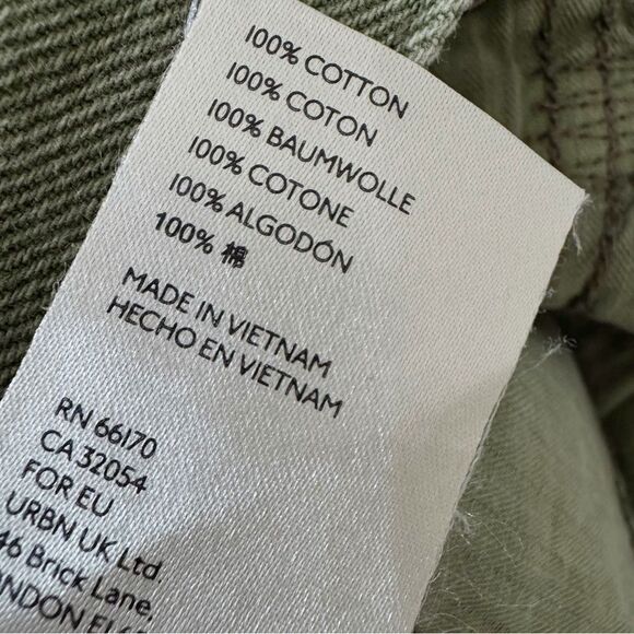 Free People Makai Cut Off Shorts in Olive Green Size 27 - Picture 13 of 13